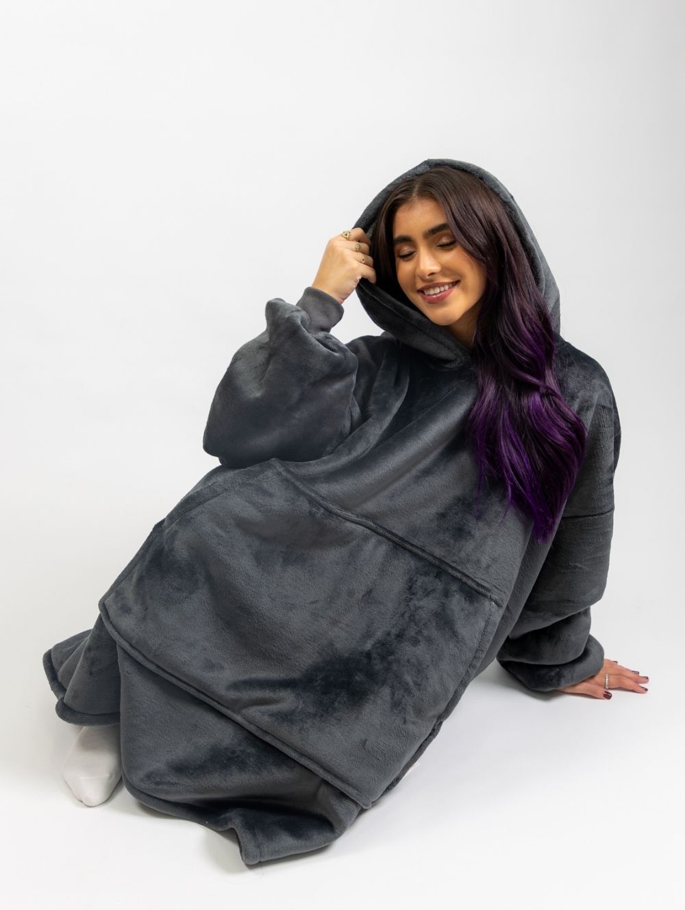 Dark grey Pluffie